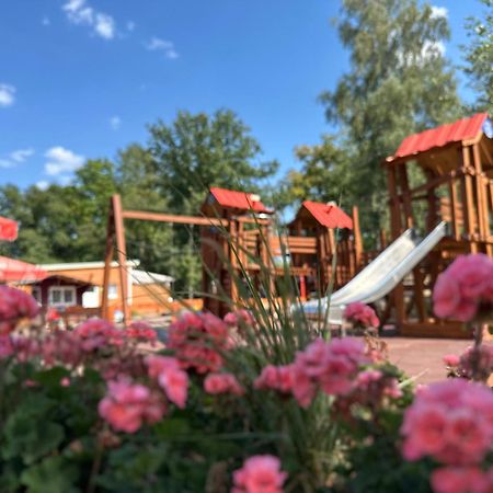 Schönebeck Ferien-& Erlebnispark Ploetzky מראה חיצוני תמונה